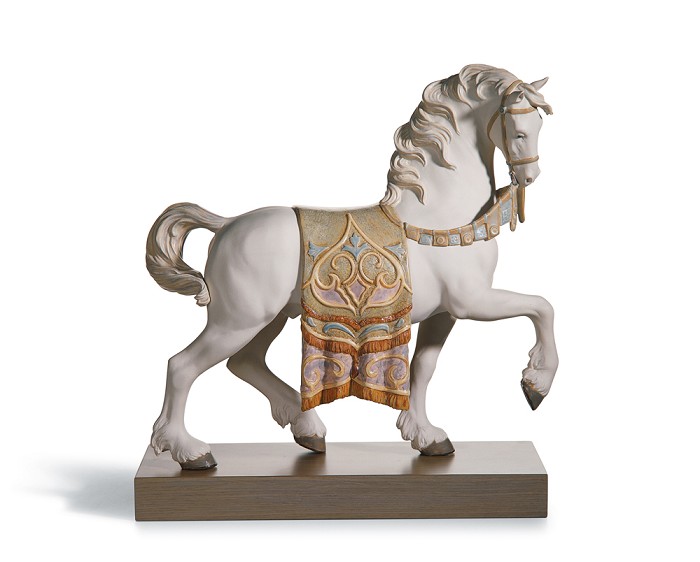 Lladro A REGAL STEED Porcelain Figurine