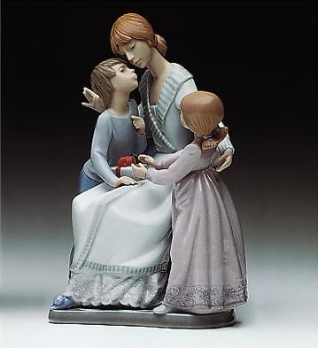 Lladro Mothers Day 1989-98 Porcelain Figurine 5596G