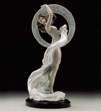 Lladro Dance Porcelain Figurine 1836