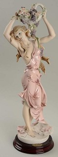 Lladro Lilac And Roses Hand Signed by Giuseppi Armani-882CS