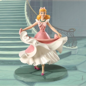 WDCC Disney Classics-Cinderella Isn't it Lovely? Do you like it?