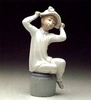 Lladro - Girl With Bonnet 1971-1985