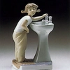 Lladro - Clean Up Time 1973-93