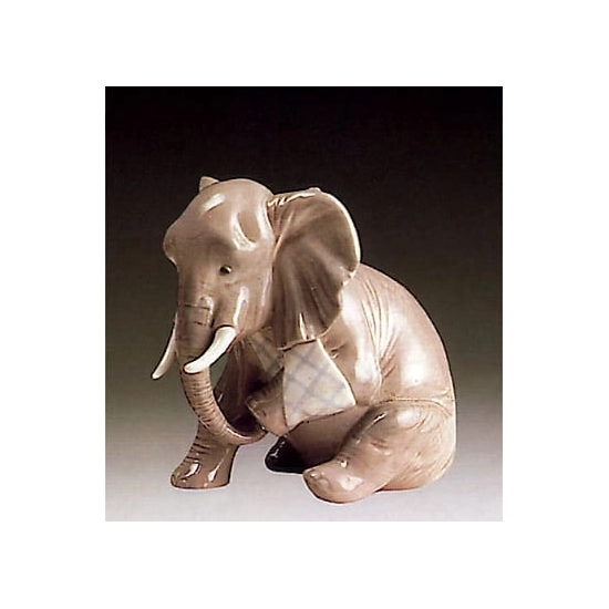 Lladro - Painful Elephant