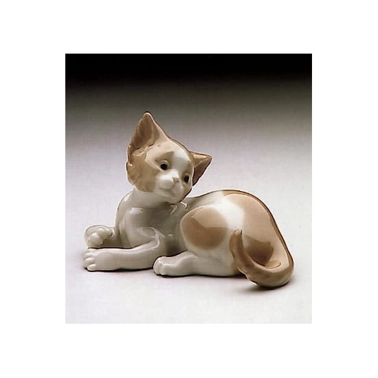 Lladro - Surprised Cat