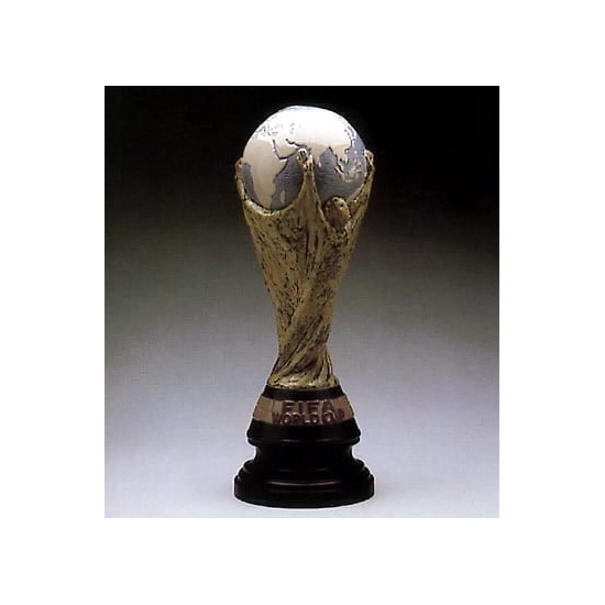 Lladro - Fifa Trophy