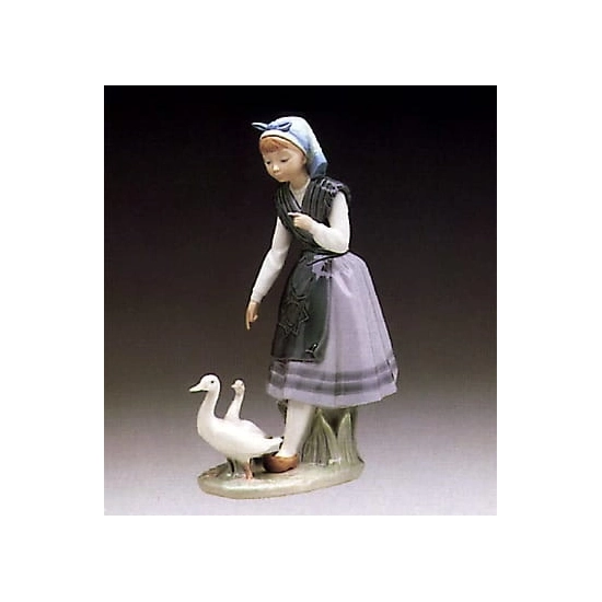 Lladro - Aracely with Ducks