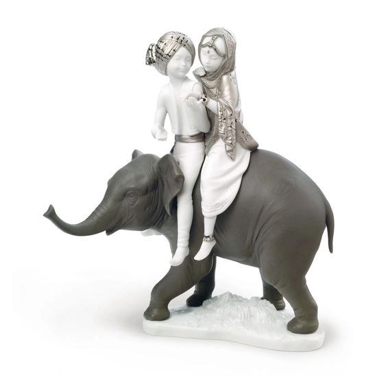 Lladro - Hindu Children. Silver Lustre