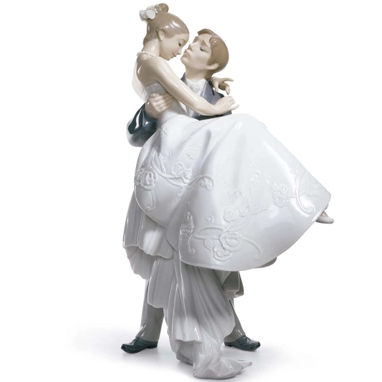 Lladro - The Happiest Day Couple