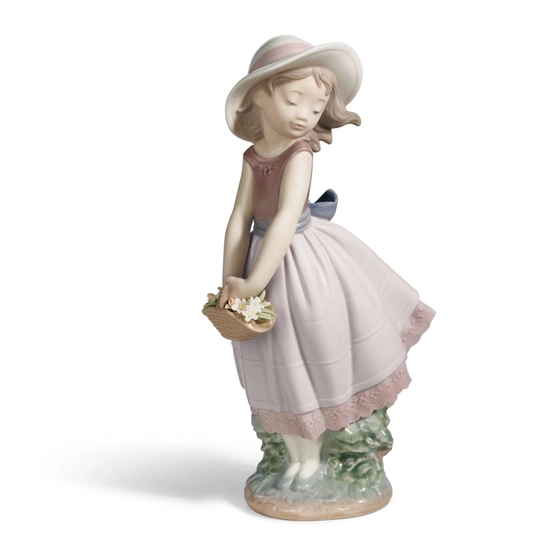 Lladro - PRETTY INNOCENCE 