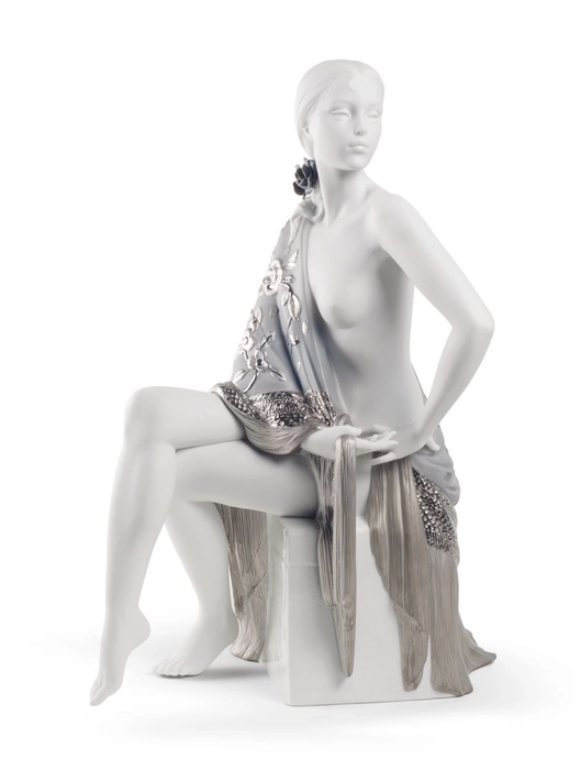 Lladro-NUDE WITH SHAWL (RE-DECO)