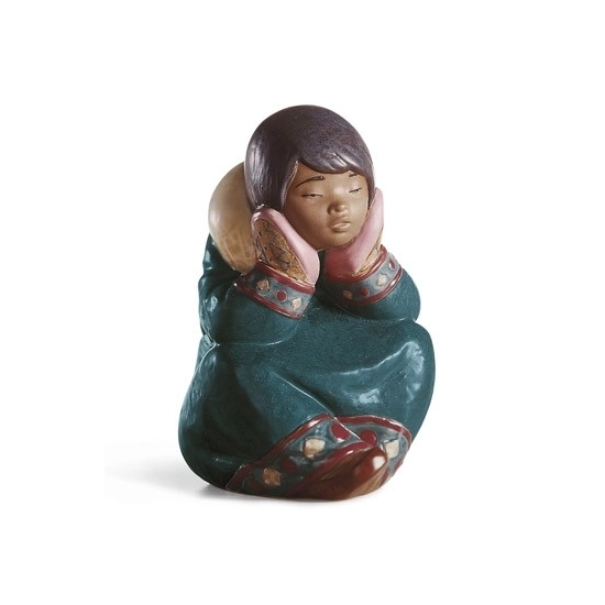 Lladro - PENSIVE ESKIMO GIRL