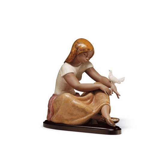 Lladro - WATCHING THE DOVE