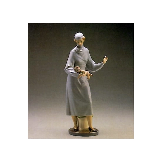 Lladro - Midwife