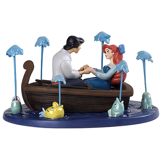 WDCC Disney Classics - The Little Mermaid Eric And Ariel Kiss The Girl