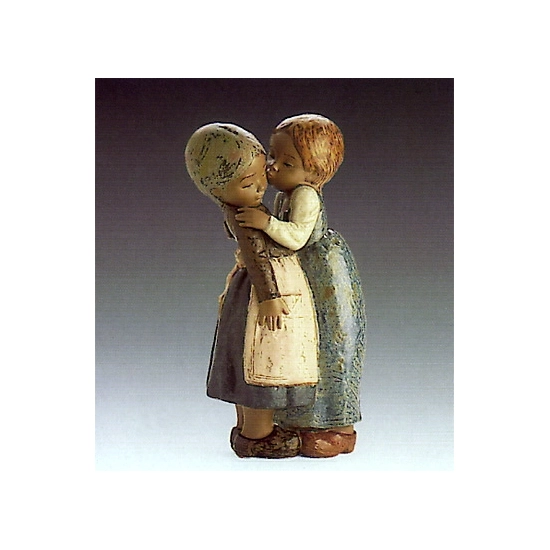 Lladro - The Little Kiss 1978-85