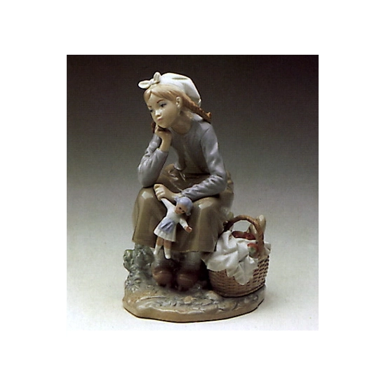 Lladro - Dutch Girl With Doll 1972-84