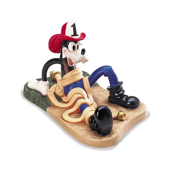 WDCC Disney Classics - Mickey's Fire Brigade  Goofy All Wrapped Up