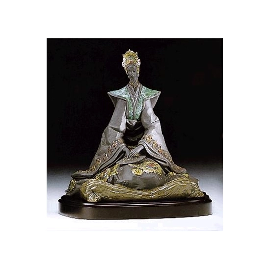 Lladro - Empress with Base 1995-99