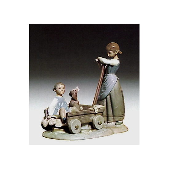 Lladro - Girl With Wheelbarrow 1973-81