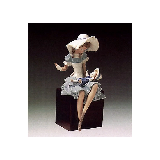 Lladro - Cathy and Her Doll 1978-85