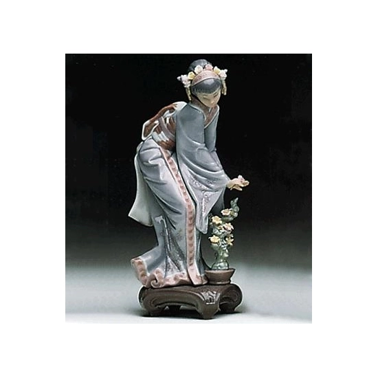 Lladro - Mayumi 1983-97