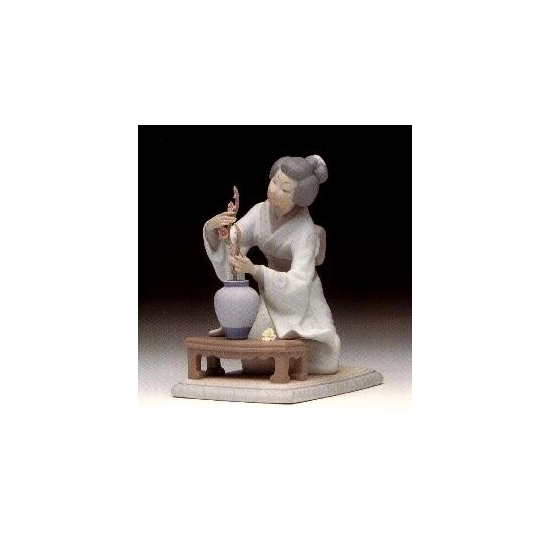 Lladro - Oriental Girl 1973-97