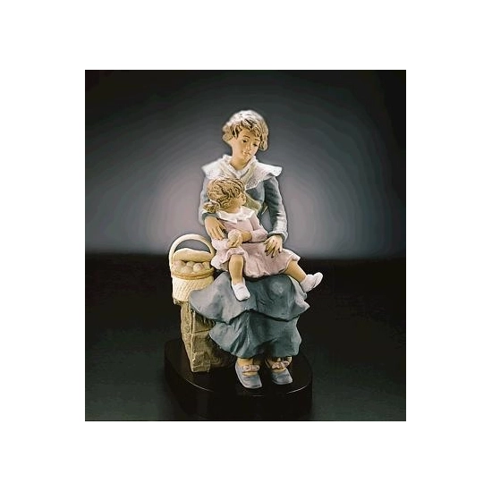 Lladro - A Treasured Moment