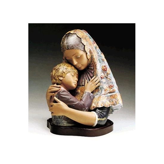 Lladro - Mother In Typical Dress  1983-97