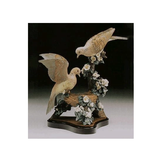 Lladro - Turtle Dove Nest Le 1200  1980-94