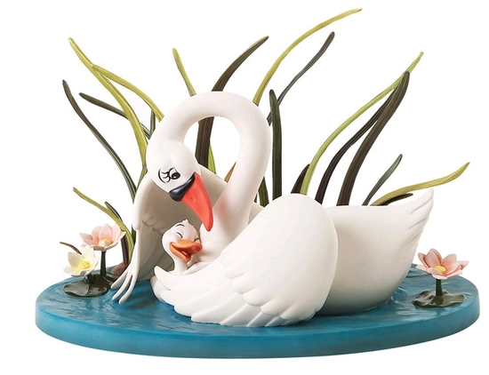 WDCC Disney Classics-The Ugly Duckling And Mother A Loving Embrace