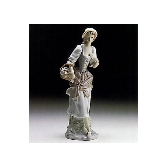 Lladro - Girl With Basket 1970-81