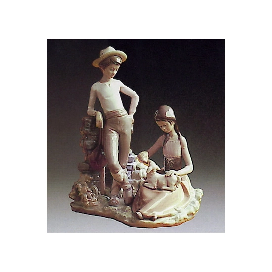 Lladro - Milk for Lamb 1974-80