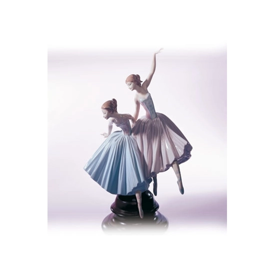 Lladro - Merry Ballet