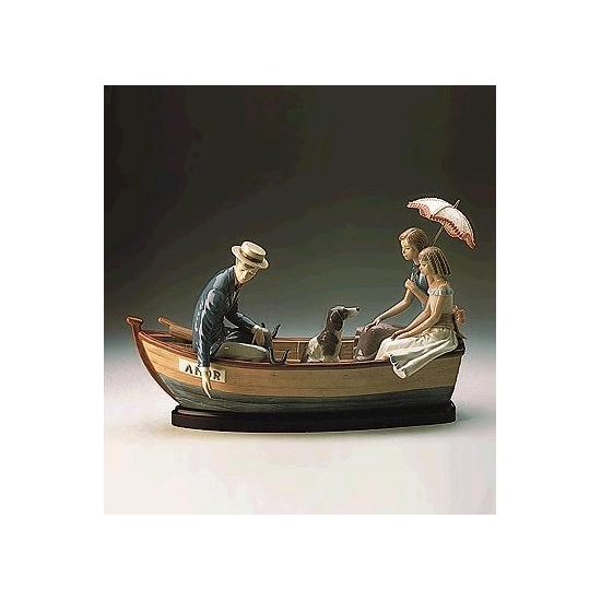 Lladro - Love Boat Le3000