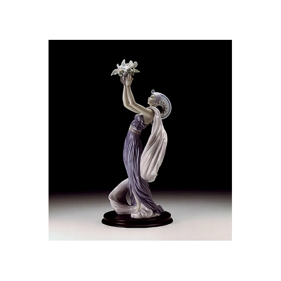 Lladro - Princess Of Peace