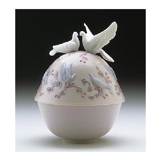 Lladro - Kiss Trinket Box 1997-99