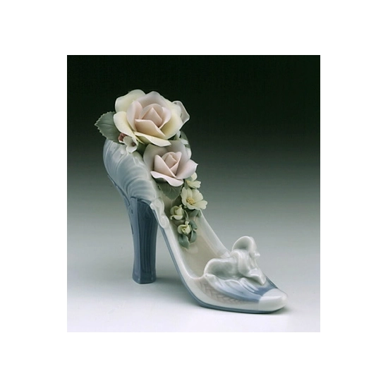 Lladro - Stepping Into Spring 2001 Only