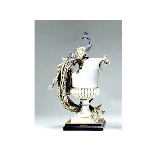 Giuseppe Armani - Vase W/peacock -