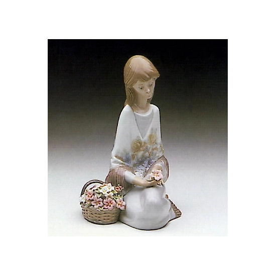 Lladro - Flower Song 1988-89 Society Piece 1988