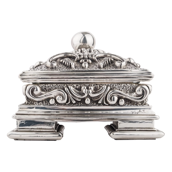 Dargenta - Large Square Silver Cremation Urn