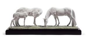 Lladro-HORSES IN THE MEADOW