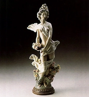 Lladro-Classic Spring 1985 Le 1500