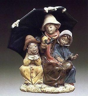 Lladro-Three Under The Umbrella 1978-88