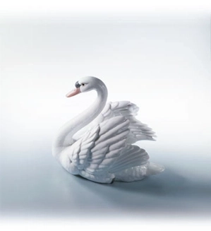 Lladro-Swan with Wings Spread 1984-07