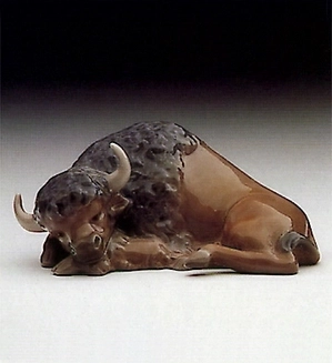 Lladro-Mini Bison Resting 1985-89