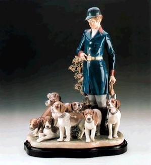 Lladro-Master Of The Hounds Le3000