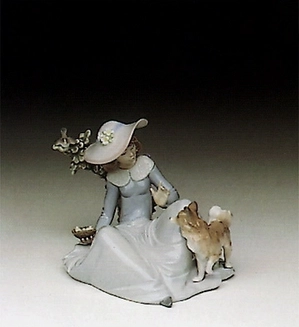 Lladro-Not To Close ! 1991-94