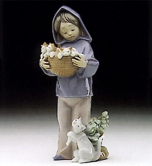 Lladro-Mother's Little Helper