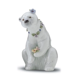 Lladro-Resting Polar Bear With Flowers 1997-01